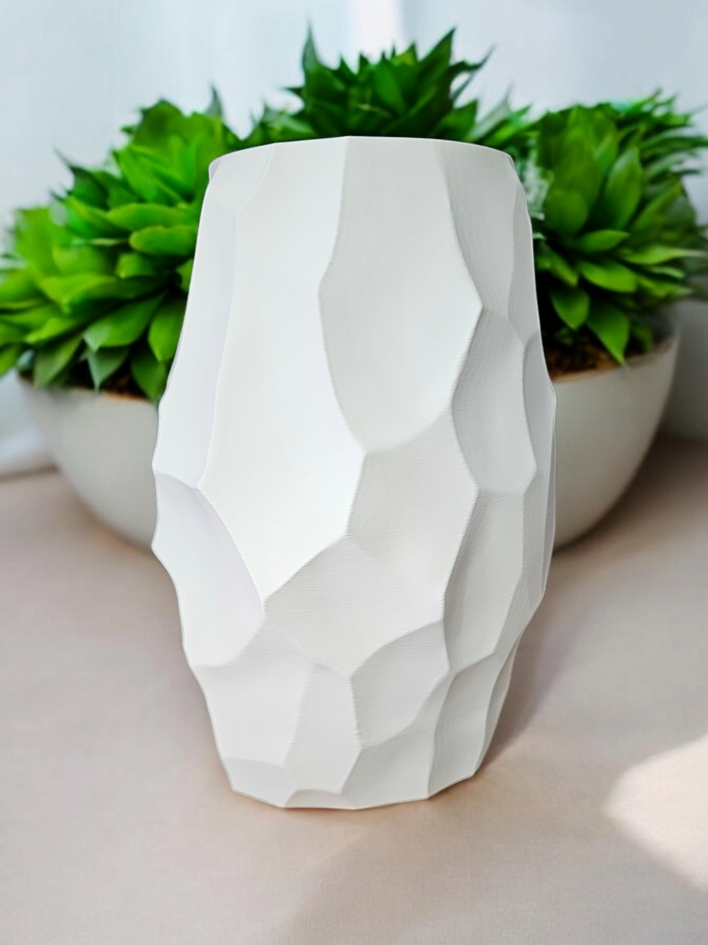 Obsidian Office Vase Unique Decorative Vase for Home Decor -3DPrint Centerpiece- Used For Faux, Dried and Preserved Flowers & Plants